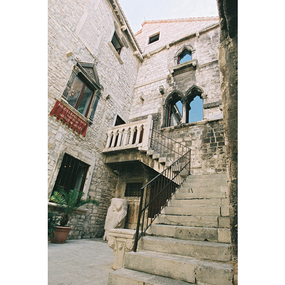 image02